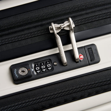 Delsey Paris Shadow 5.0 - 4-Rollen-Kabinentrolley mit Vortasche S 55 cm erw. USB (elfenbein) - Ansicht 7