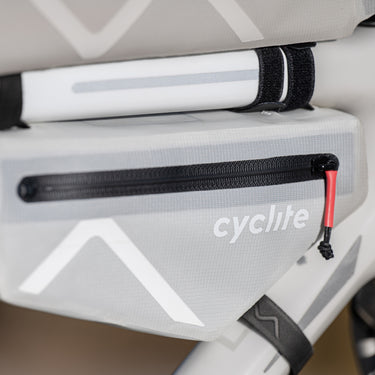 Cyclite Frame Bag Small / 02 -  Rahmentasche (Bikepacking) 24 cm (light grey) - Ansicht 4